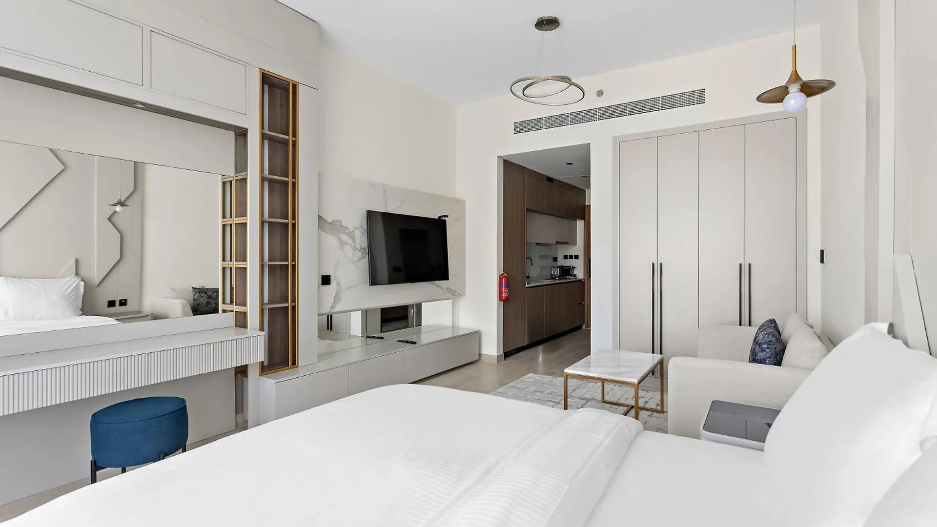 Lux Studio In Arjan With Pool And Full Amenities location